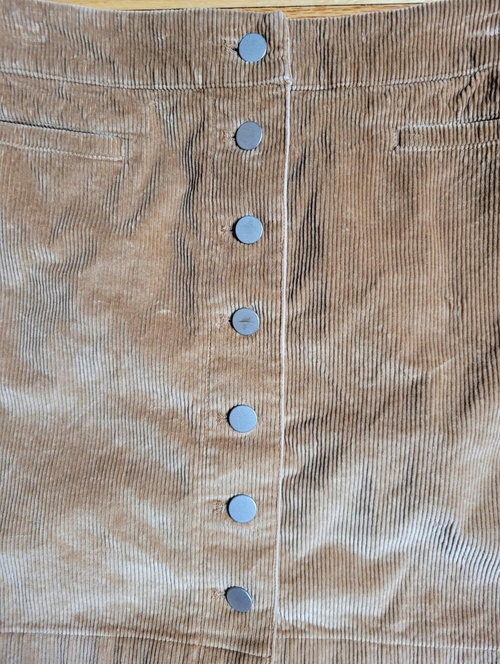 Wilfred Free Aritzia Corduroy Button Down A-Line Mini Skirt Brown Size 8 - Picture 3 of 7